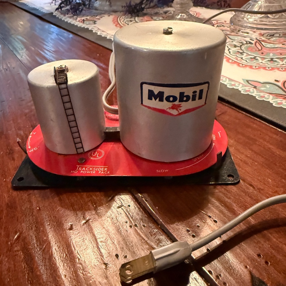 Vintage 
train power pack designed like Mobil Oil tank.Collector treasure.1950s